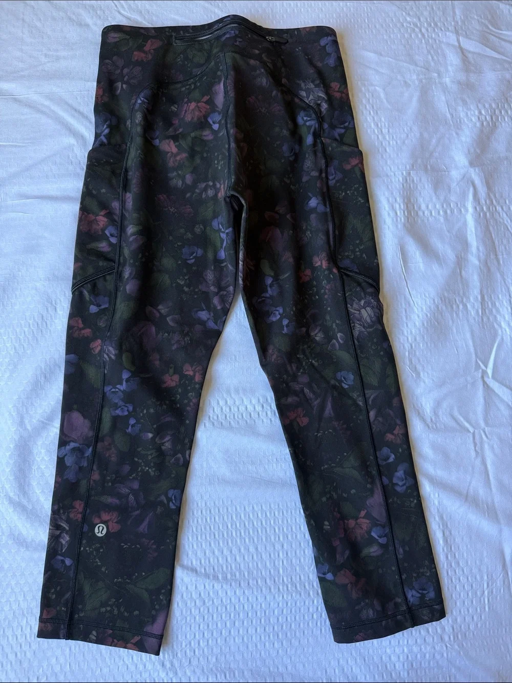Lululemon Speed Up Crop (21